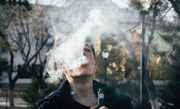 Reasons Why Vaping Is Healthy and Getting More Popular